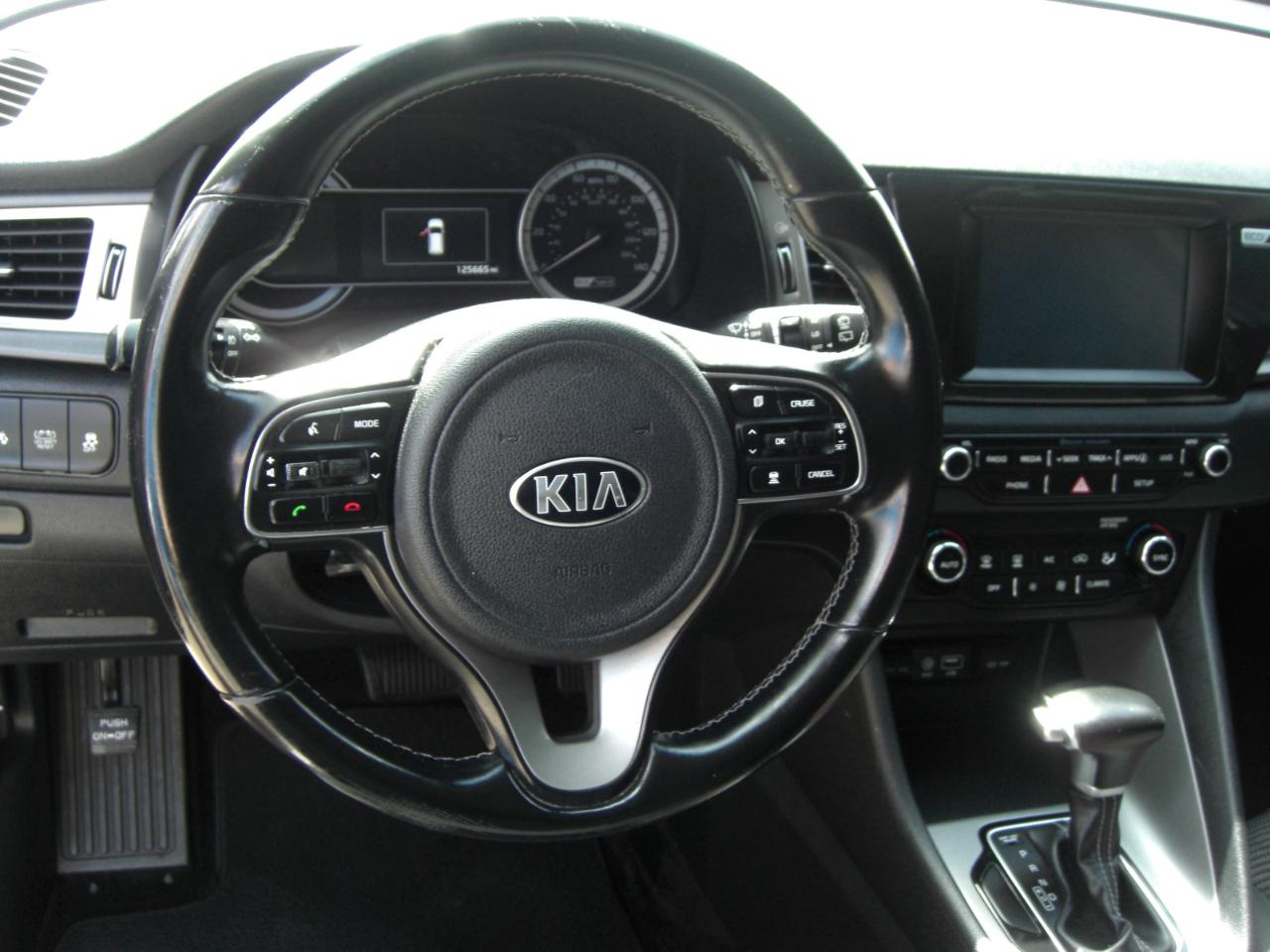 Kia Niro LX FWD 2019