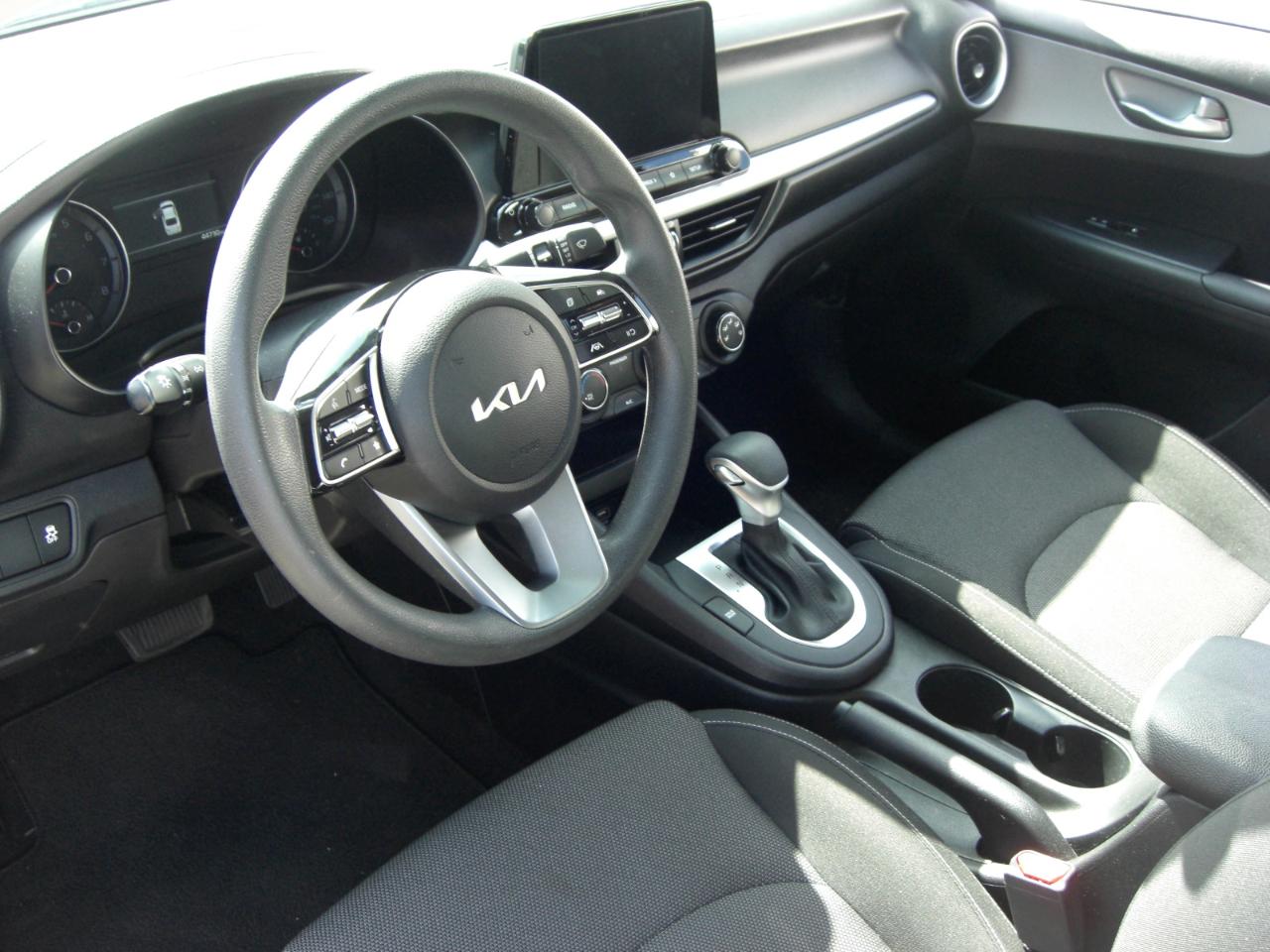 Kia Forte LXS IVT 2023