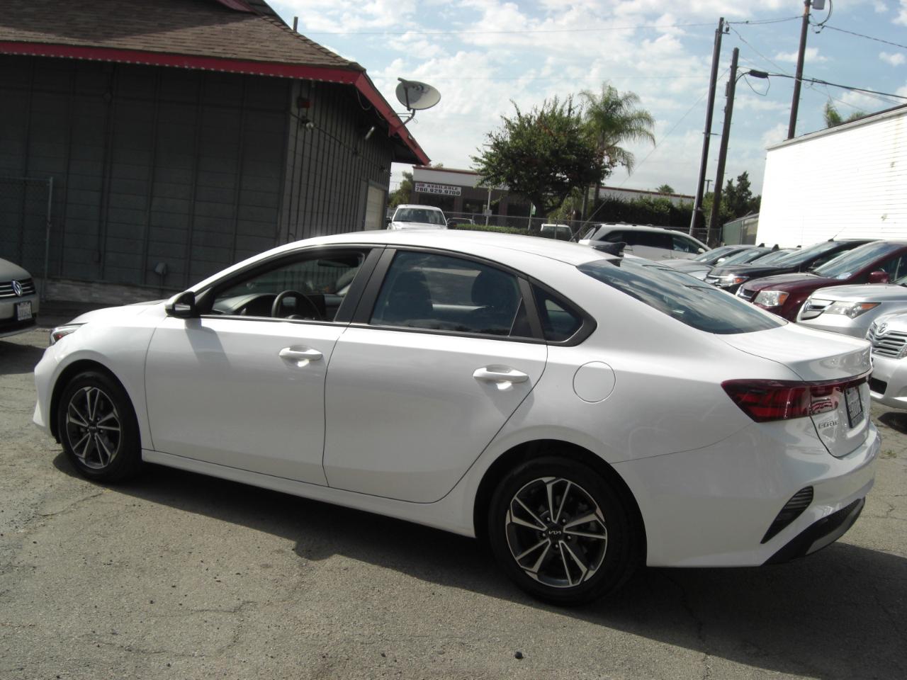 Kia Forte LXS IVT 2023