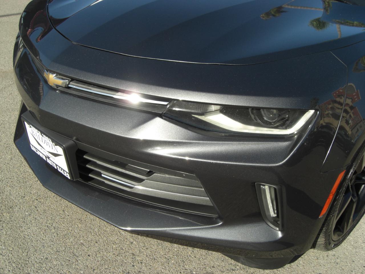 Chevrolet Camaro 2dr Cpe 1LT 2017