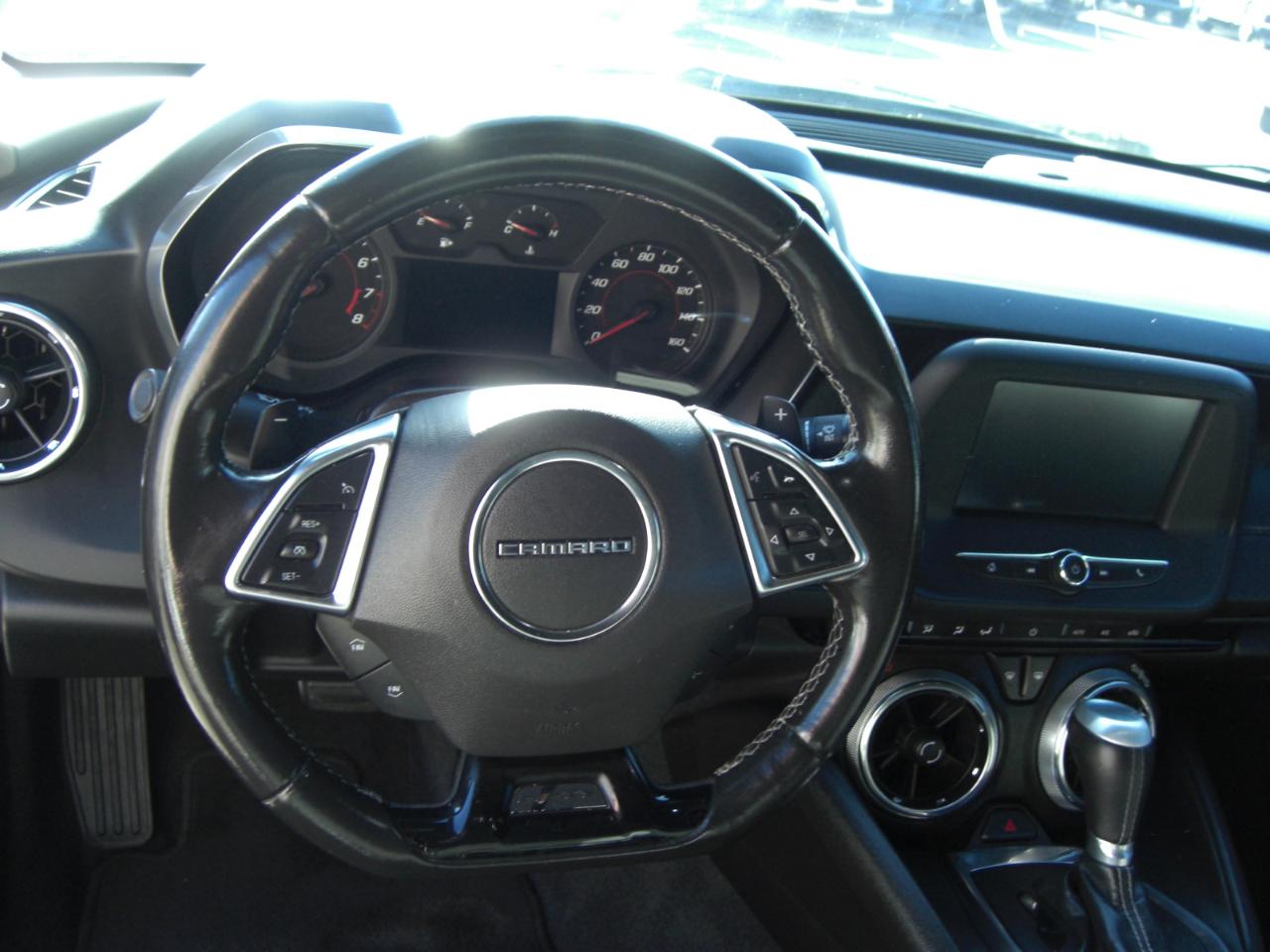 Chevrolet Camaro 2dr Cpe 1LT 2017