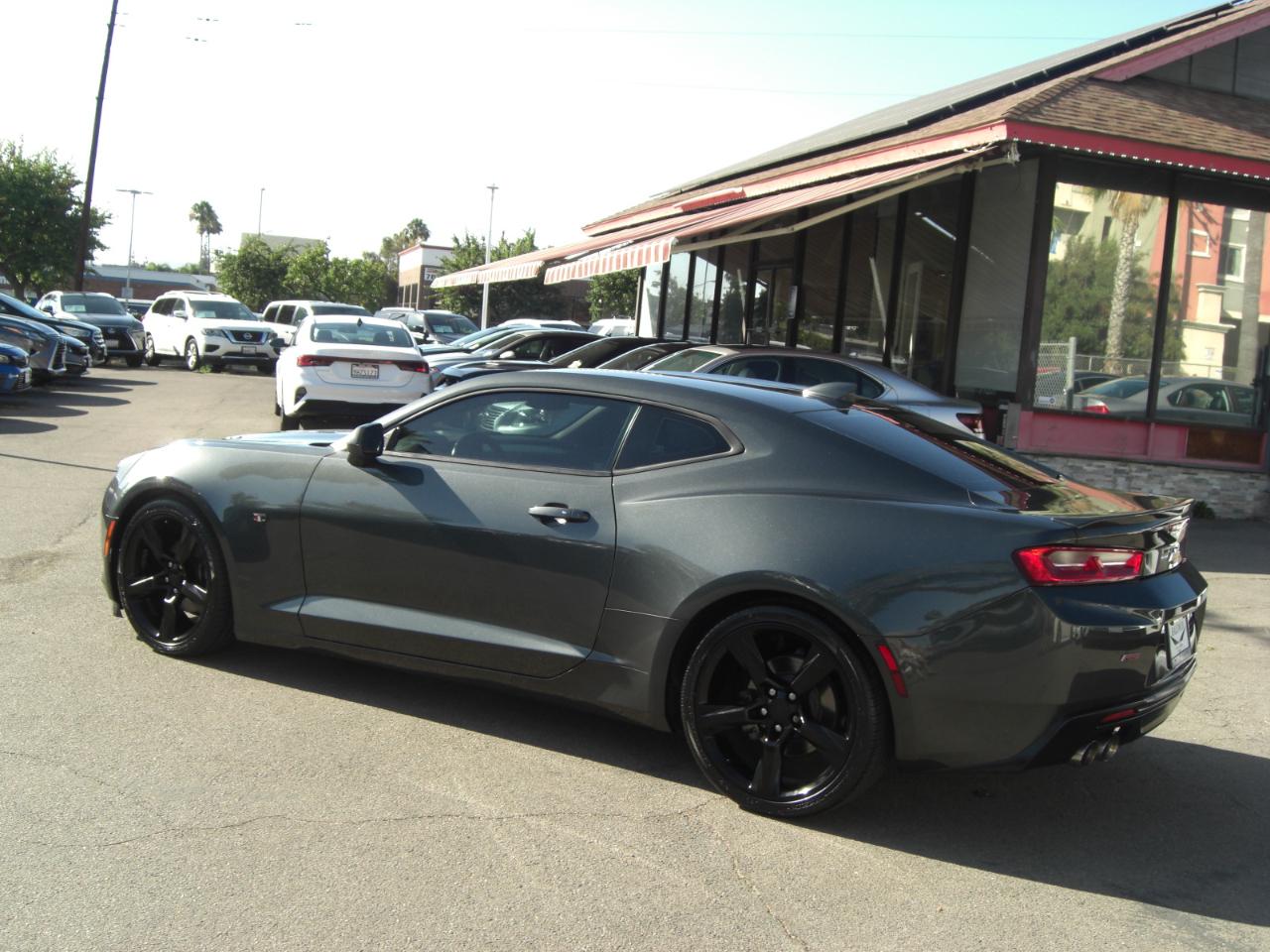 Chevrolet Camaro 2dr Cpe 1LT 2017
