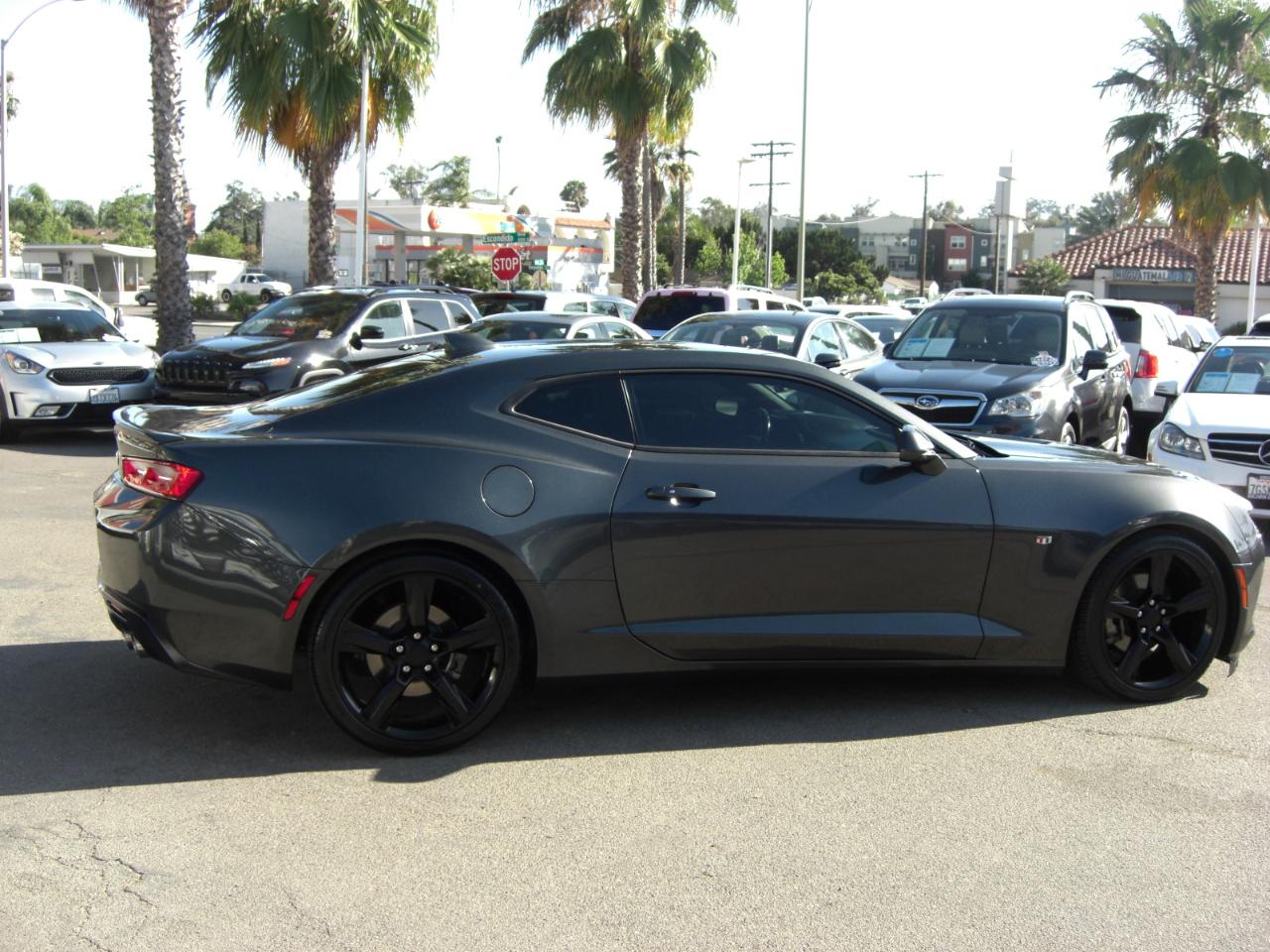 Chevrolet Camaro 2dr Cpe 1LT 2017