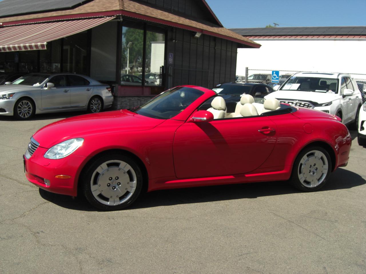 Lexus SC 430 2dr Convertible 2005