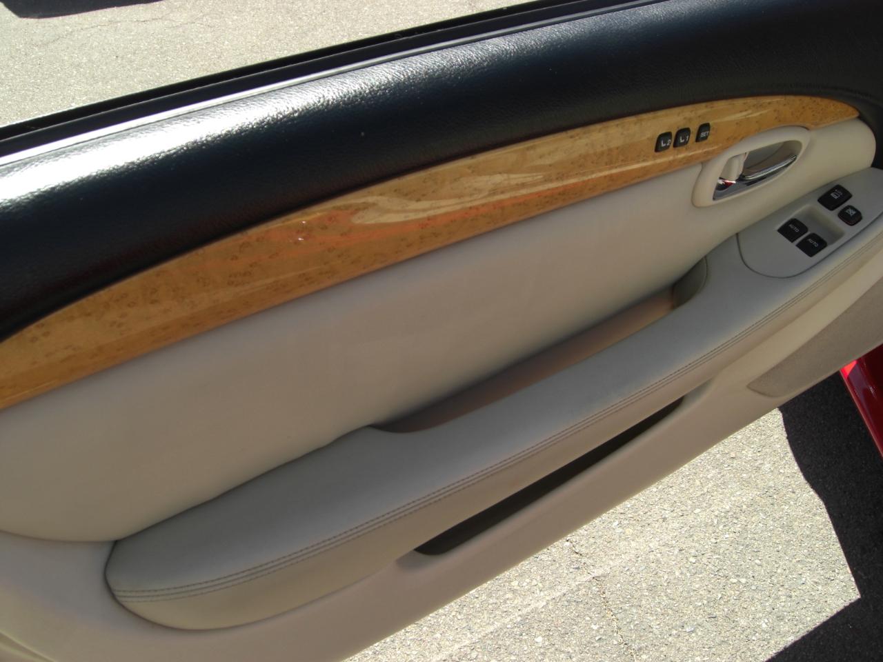 Lexus SC 430 2dr Convertible 2005
