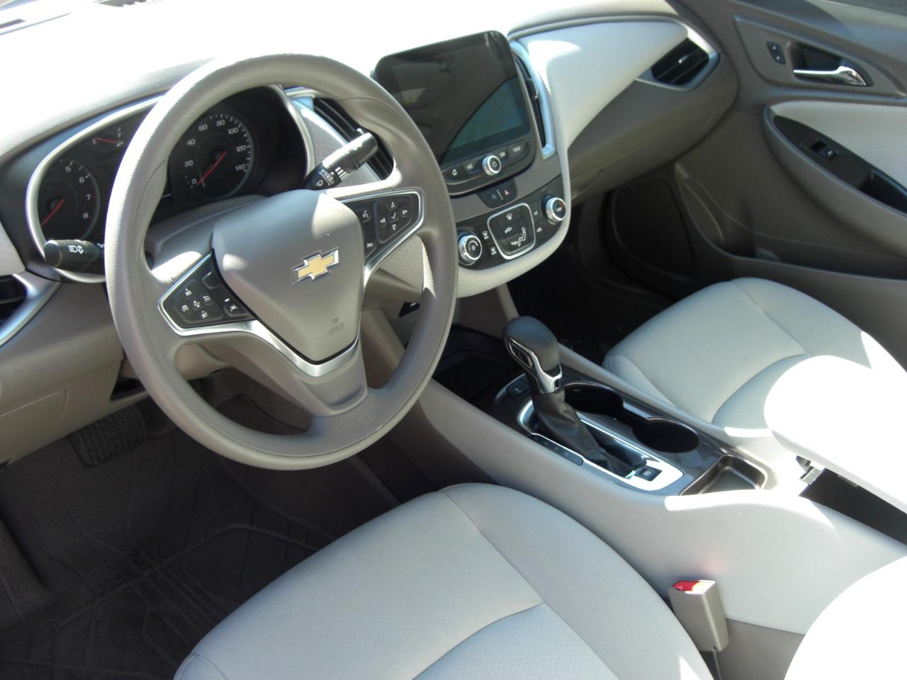 Chevrolet Malibu 4dr Sdn LS w/1LS 2024
