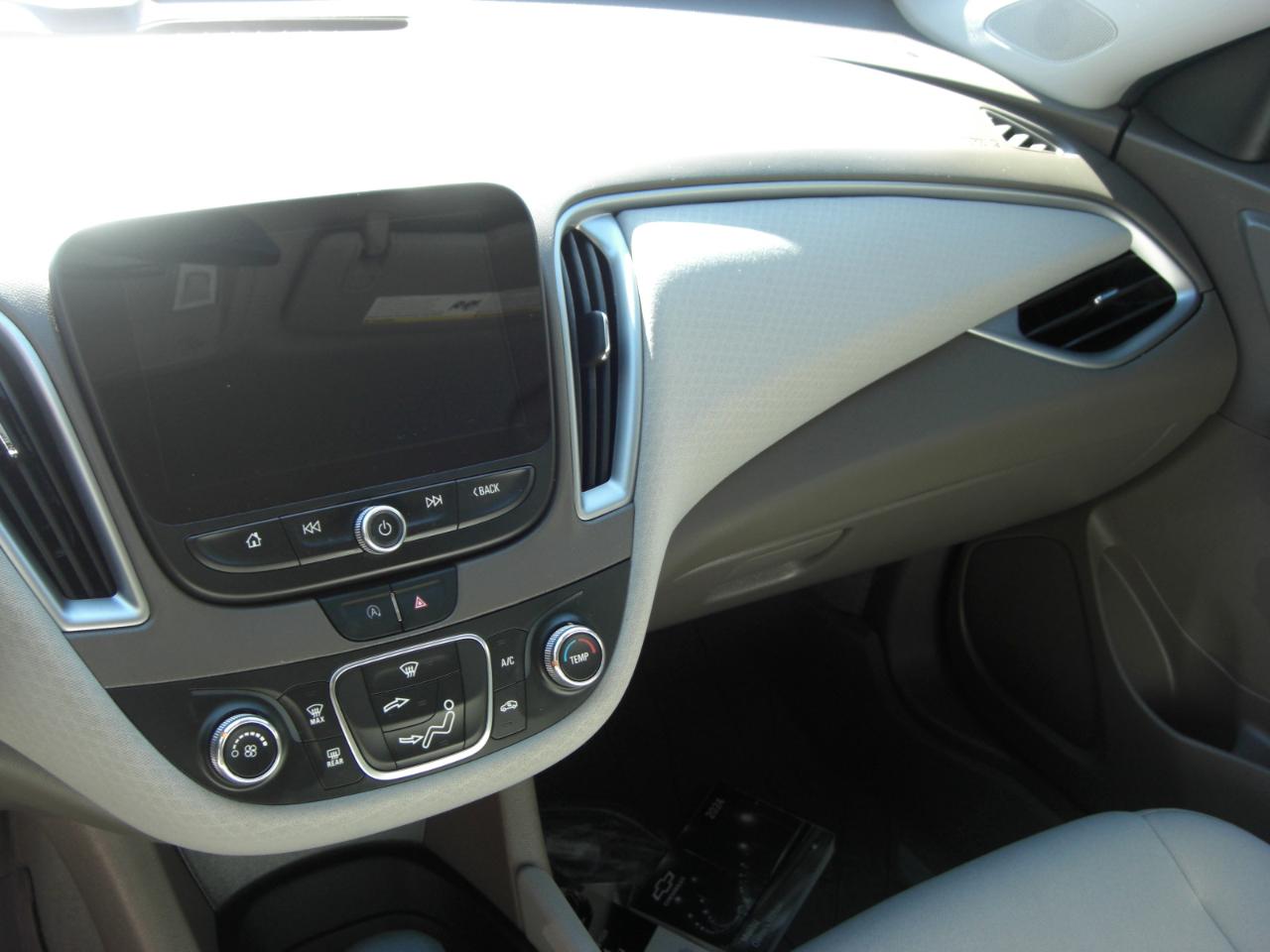 Chevrolet Malibu 4dr Sdn LS w/1LS 2024