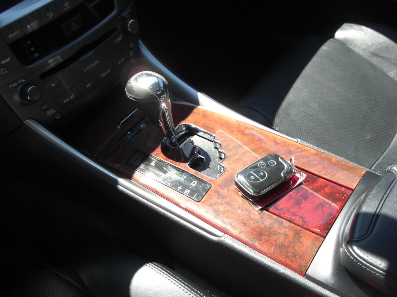Lexus IS 250 4dr Sport Sdn Auto RWD 2008