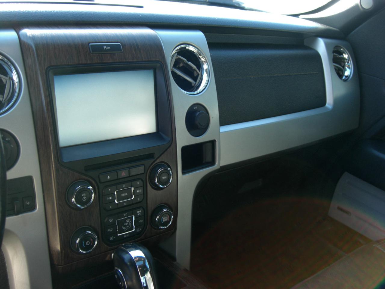 Ford F-150 4WD SuperCrew 145" Lariat 2013