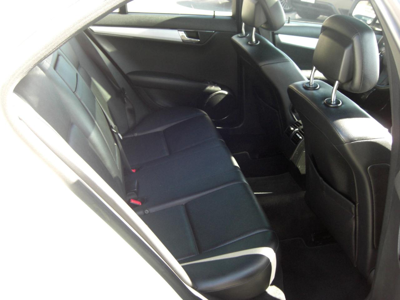 Mercedes-Benz C-Class 4dr Sdn 3.0L Sport RWD 2008