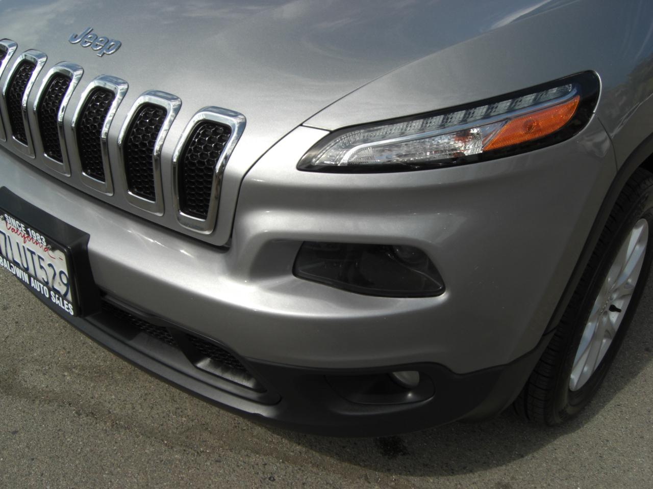 Jeep Cherokee FWD 4dr Latitude 2015