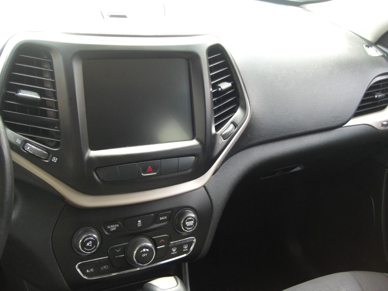 Jeep Cherokee FWD 4dr Latitude 2015