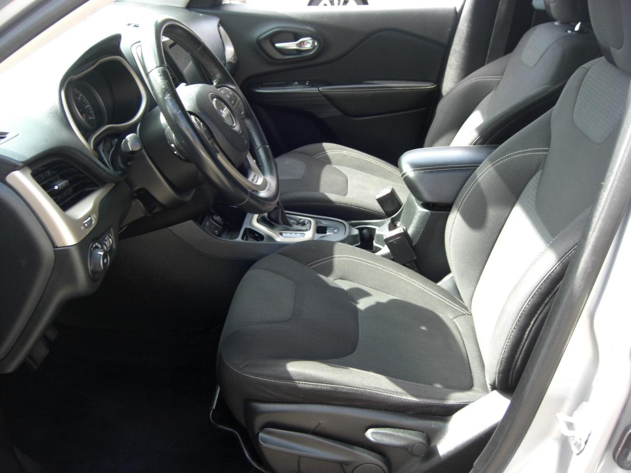 Jeep Cherokee FWD 4dr Latitude 2015