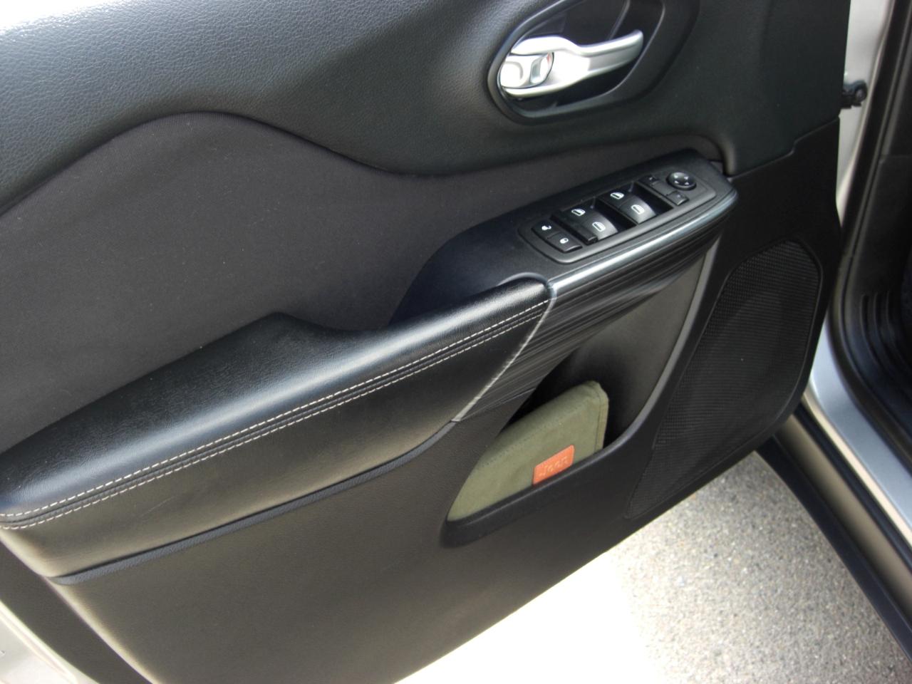 Jeep Cherokee FWD 4dr Latitude 2015
