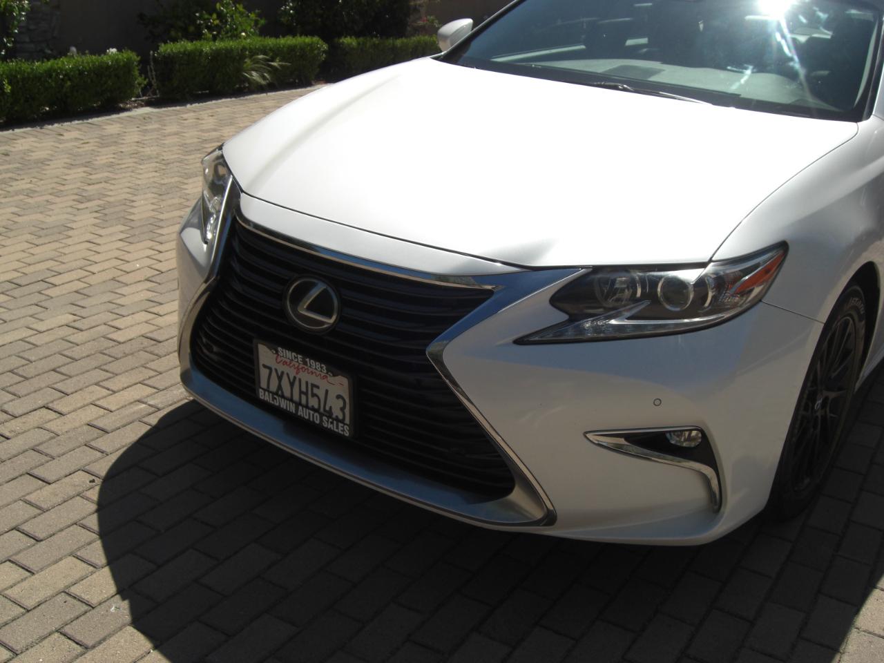 Lexus ES ES 350 FWD 2017