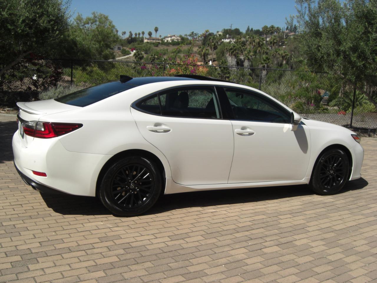 Lexus ES ES 350 FWD 2017