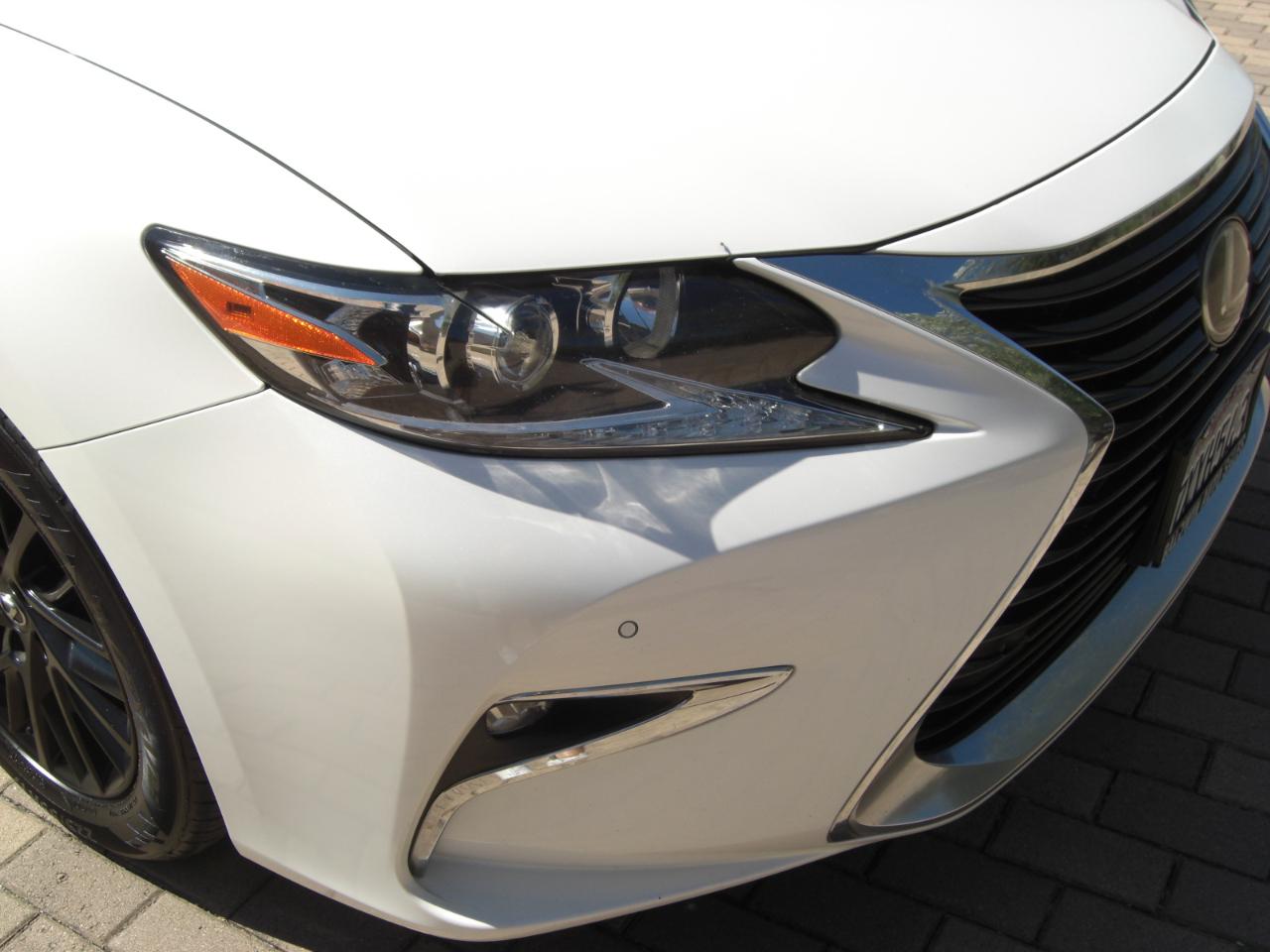 Lexus ES ES 350 FWD 2017