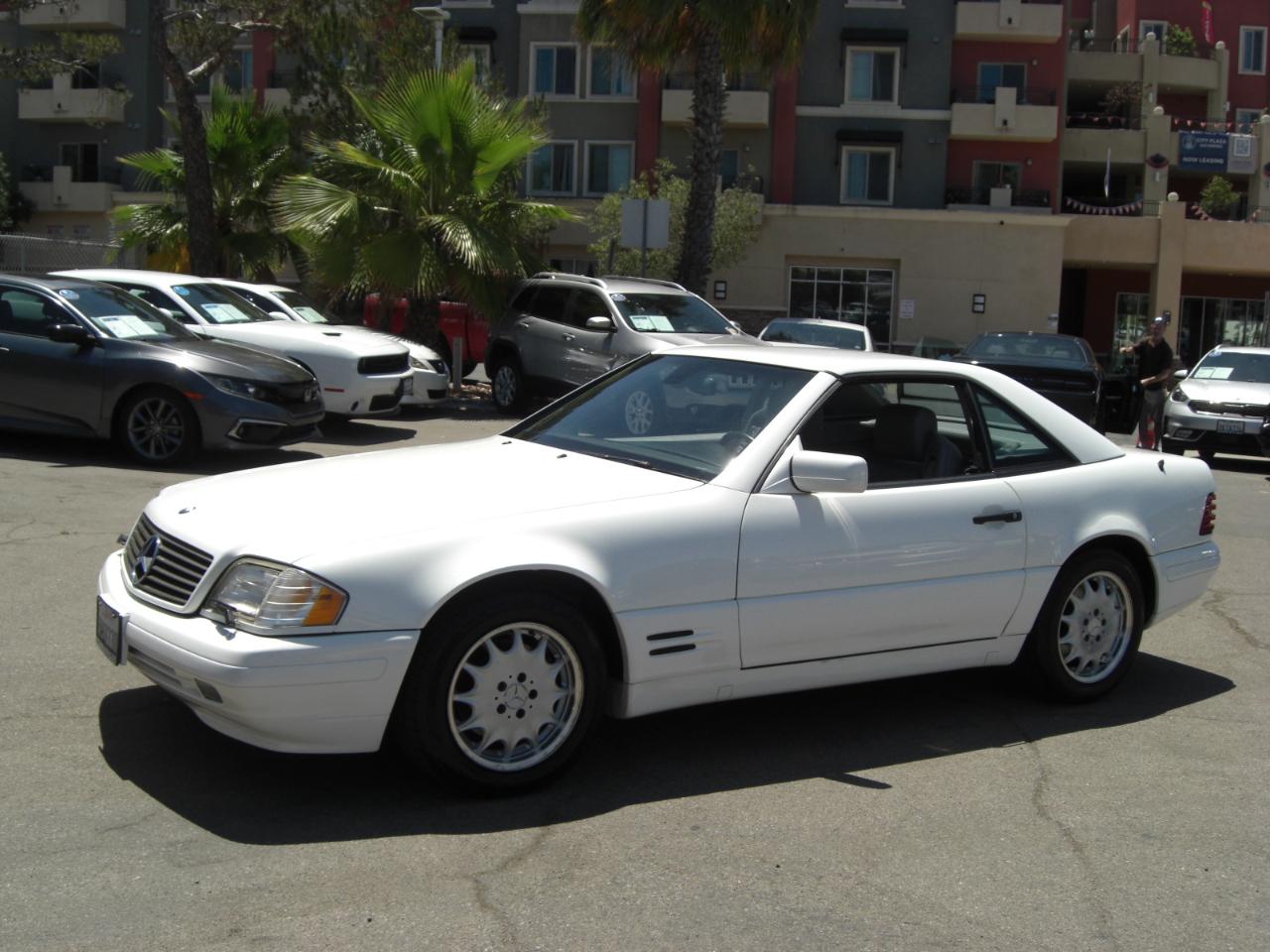 Mercedes-Benz SL-Class 2dr Roadster 3.2L 1997
