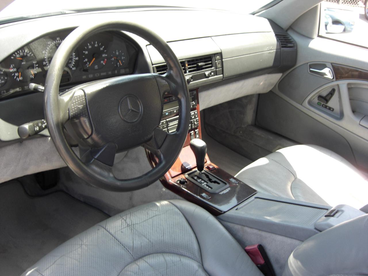 Mercedes-Benz SL-Class 2dr Roadster 3.2L 1997