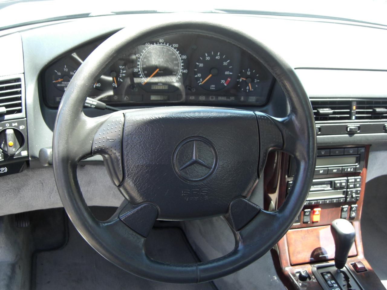 Mercedes-Benz SL-Class 2dr Roadster 3.2L 1997