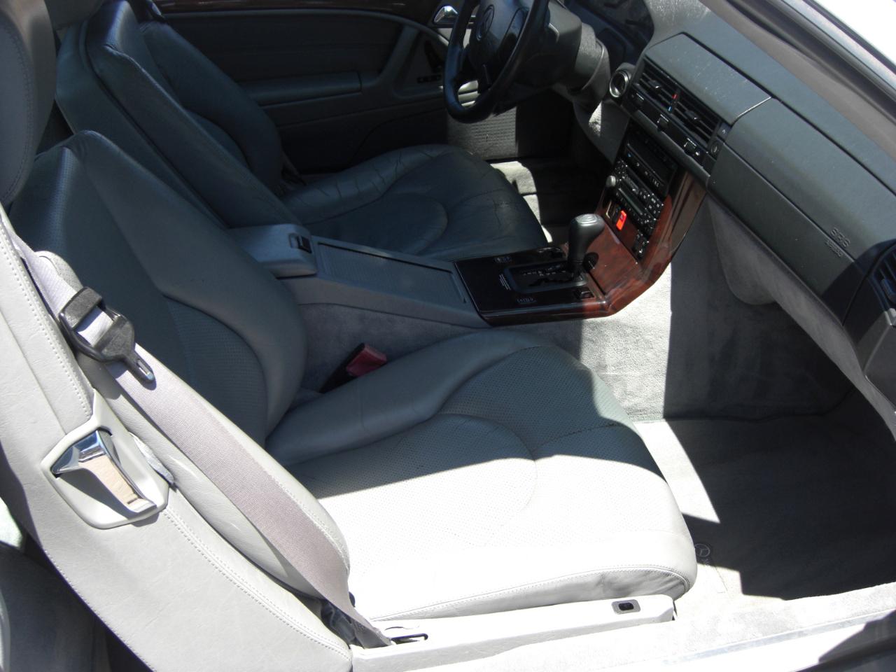 Mercedes-Benz SL-Class 2dr Roadster 3.2L 1997