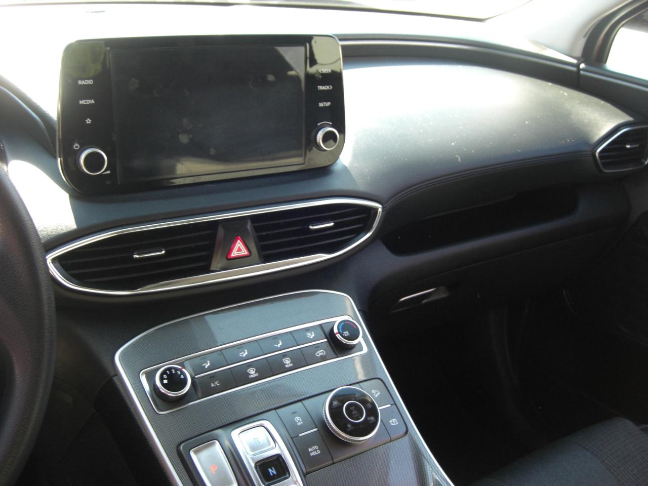 Hyundai Santa Fe SE AWD 2021