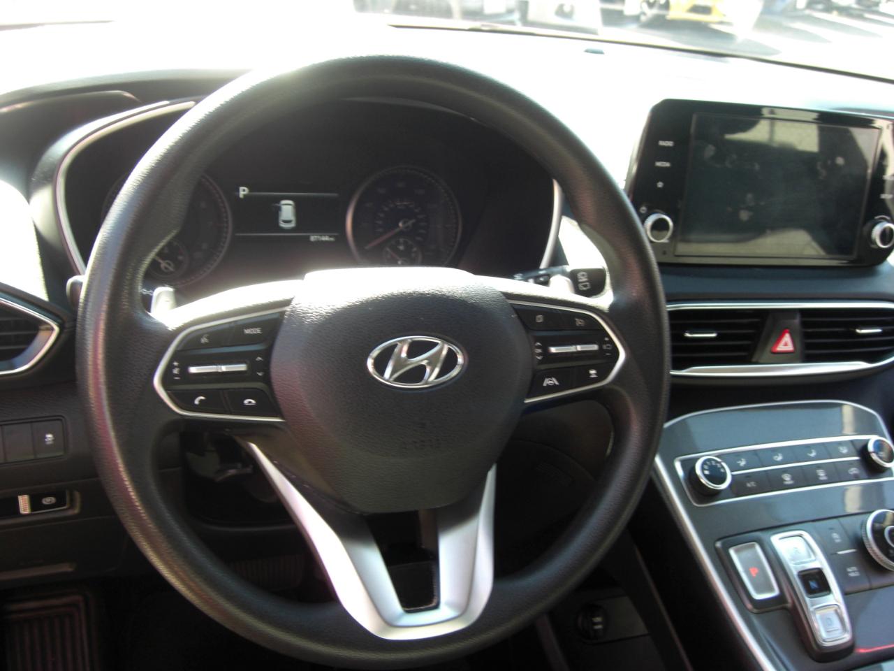 Hyundai Santa Fe SE AWD 2021