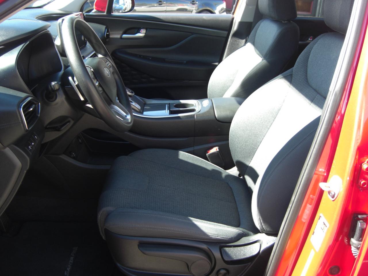Hyundai Santa Fe SE AWD 2021