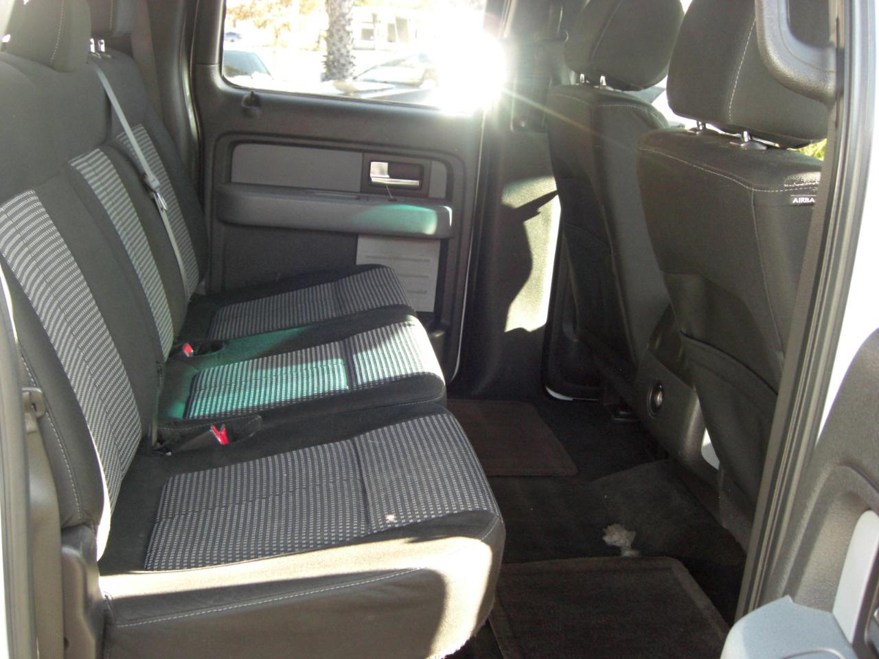 Ford F-150 2WD SuperCrew 145" STX 2014