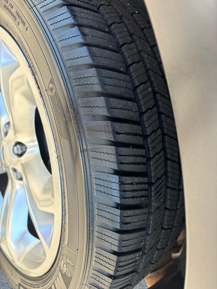 Ford Explorer FWD 4dr Limited 2013
