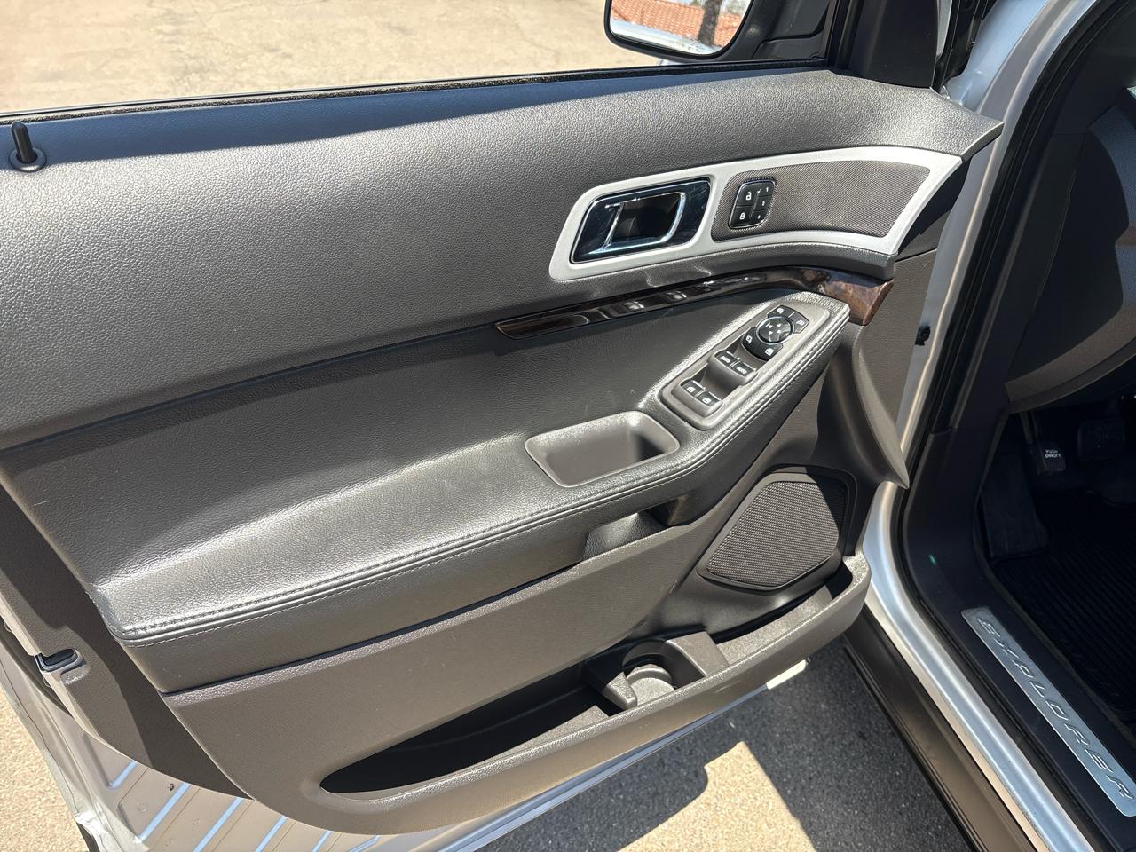 Ford Explorer FWD 4dr Limited 2013
