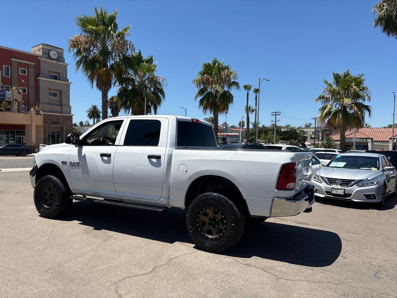 RAM 1500 2WD Crew Cab 140.5" Tradesman 2015