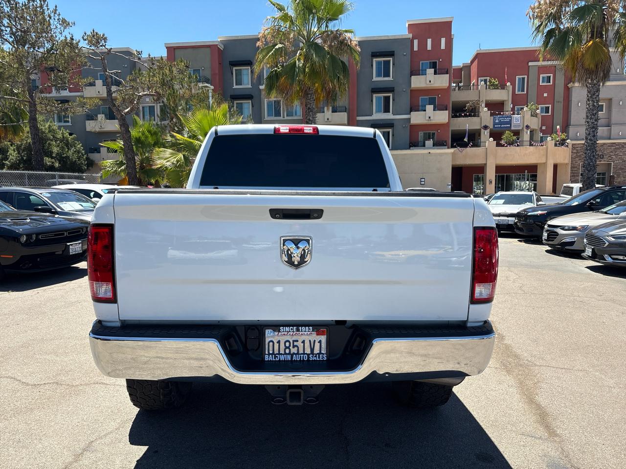 RAM 1500 2WD Crew Cab 140.5" Tradesman 2015