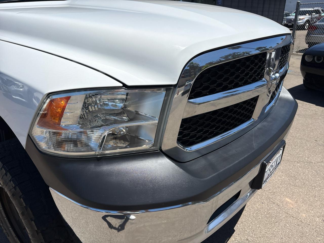 RAM 1500 2WD Crew Cab 140.5" Tradesman 2015