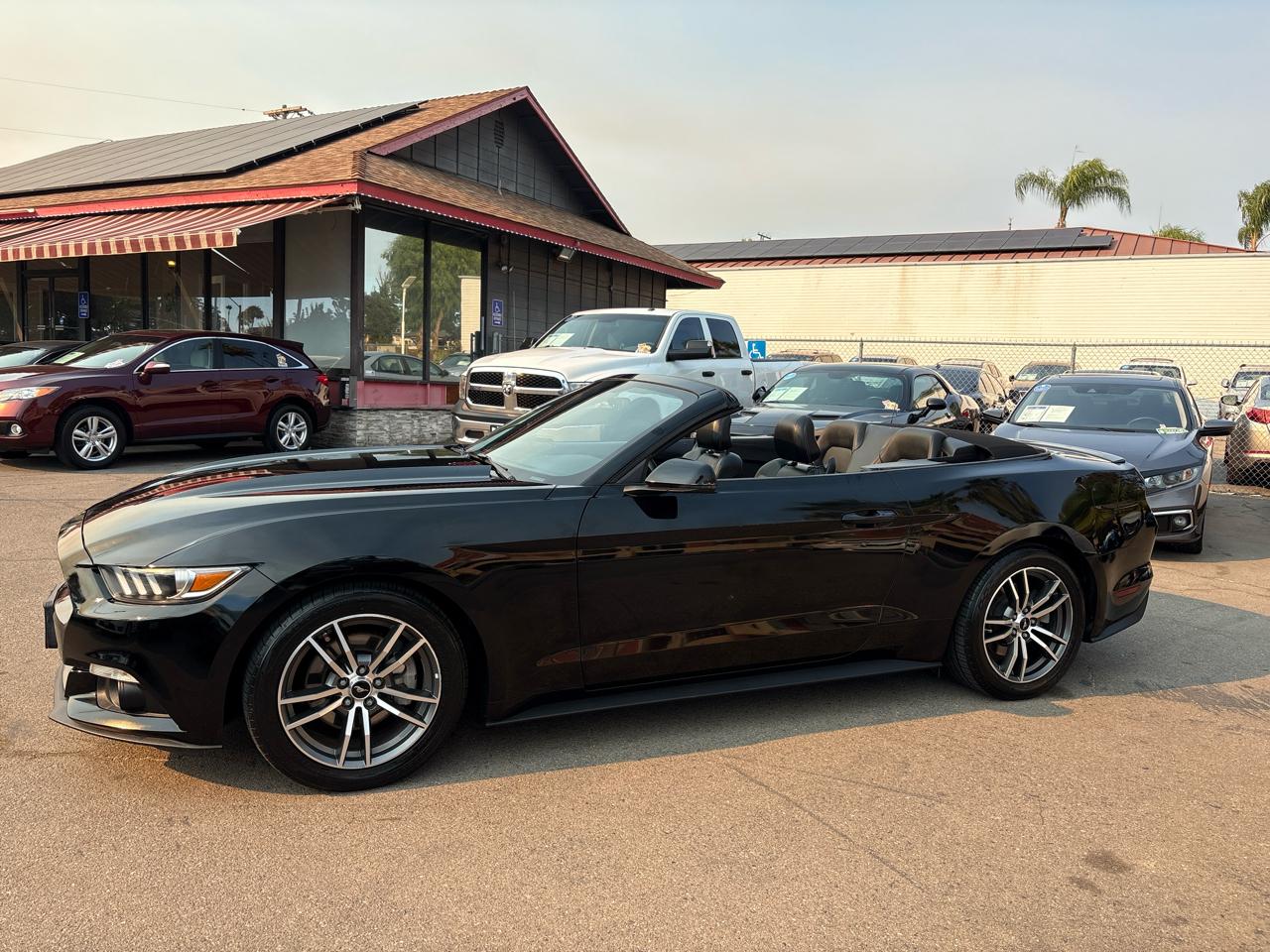 Ford Mustang 2dr Conv EcoBoost Premium 2016