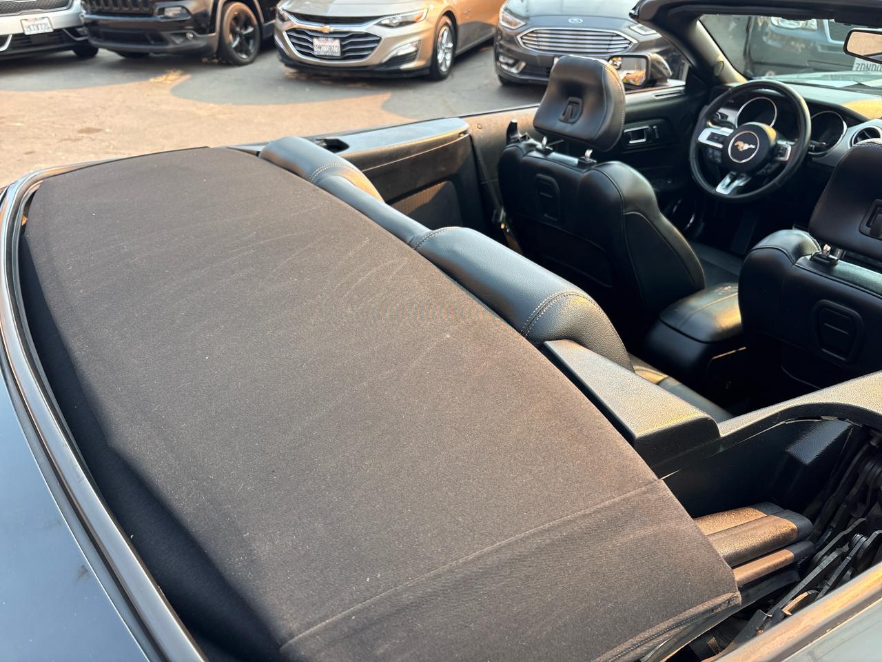 Ford Mustang 2dr Conv EcoBoost Premium 2016