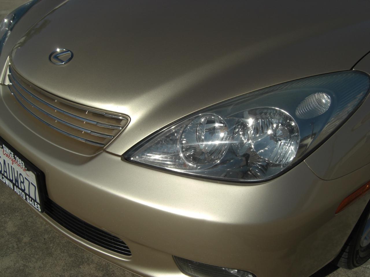 Lexus ES 300 4dr Sdn 2003