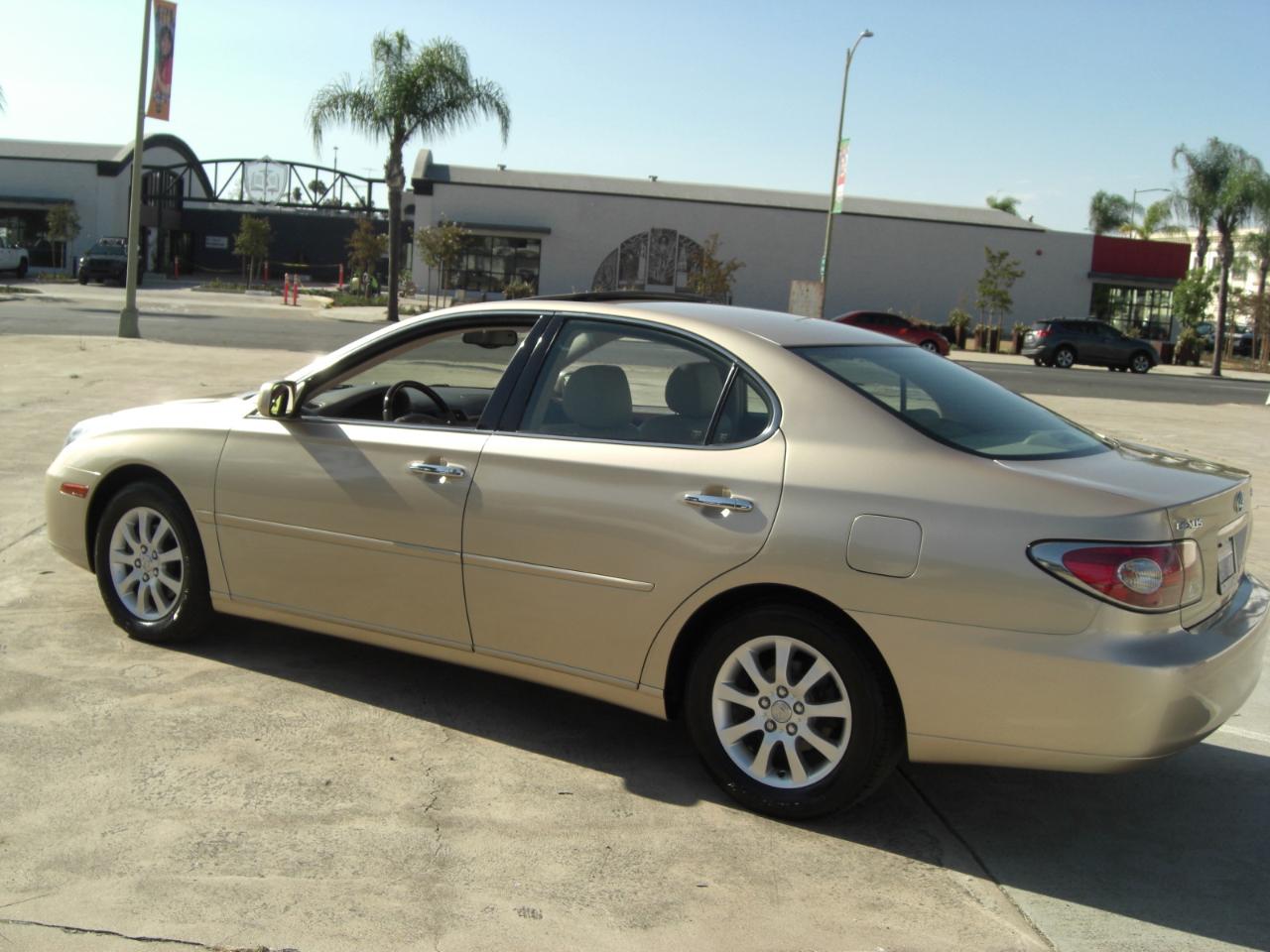 Lexus ES 300 4dr Sdn 2003