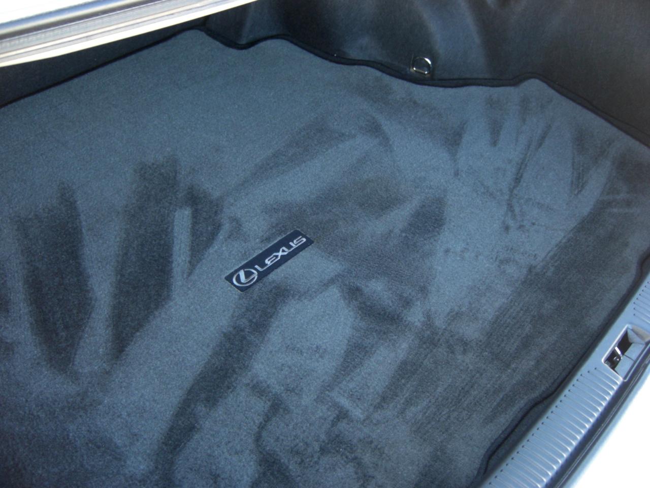 Lexus ES 300 4dr Sdn 2003