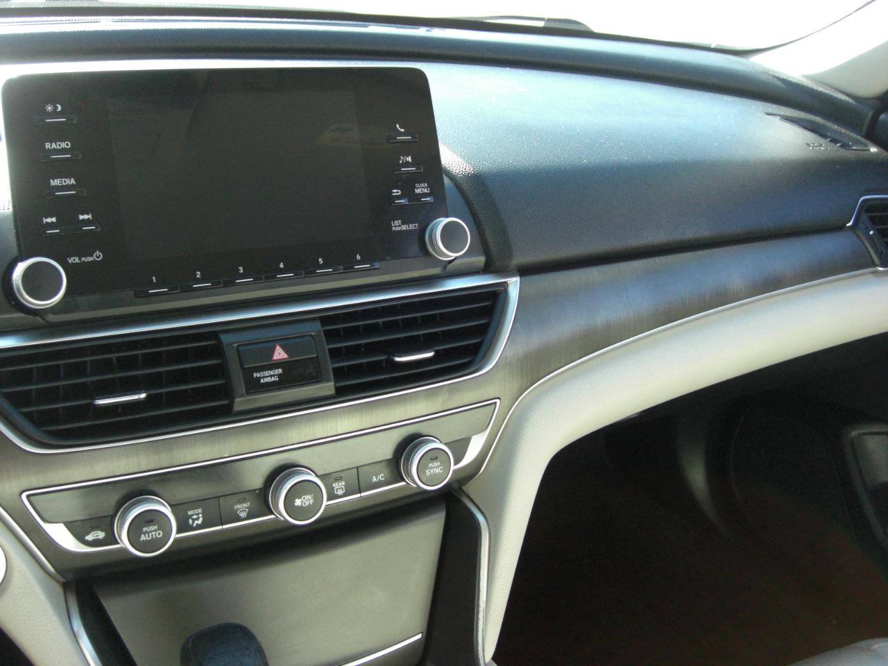 Honda Accord Sedan LX 1.5T CVT 2018