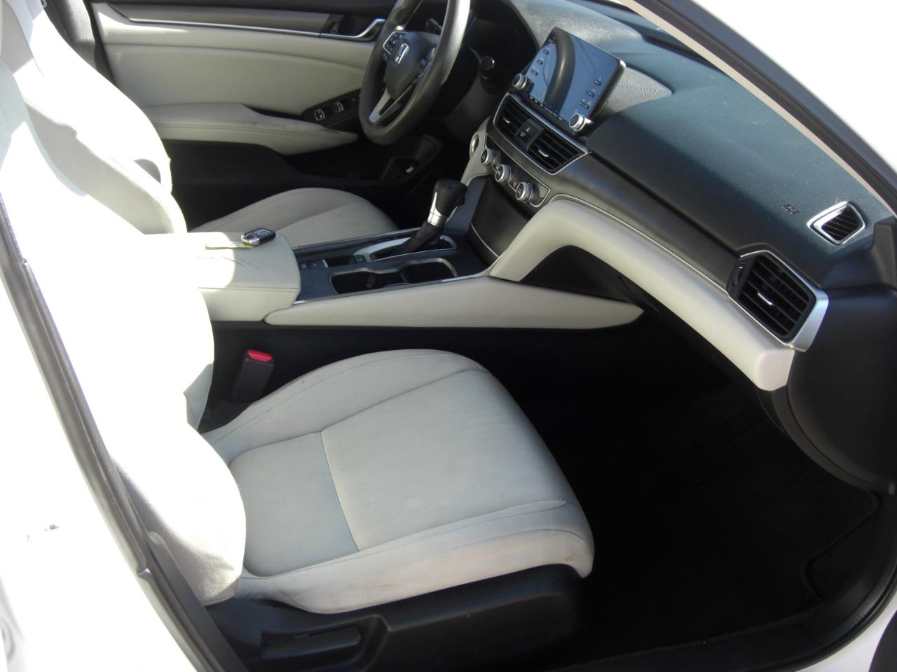 Honda Accord Sedan LX 1.5T CVT 2018