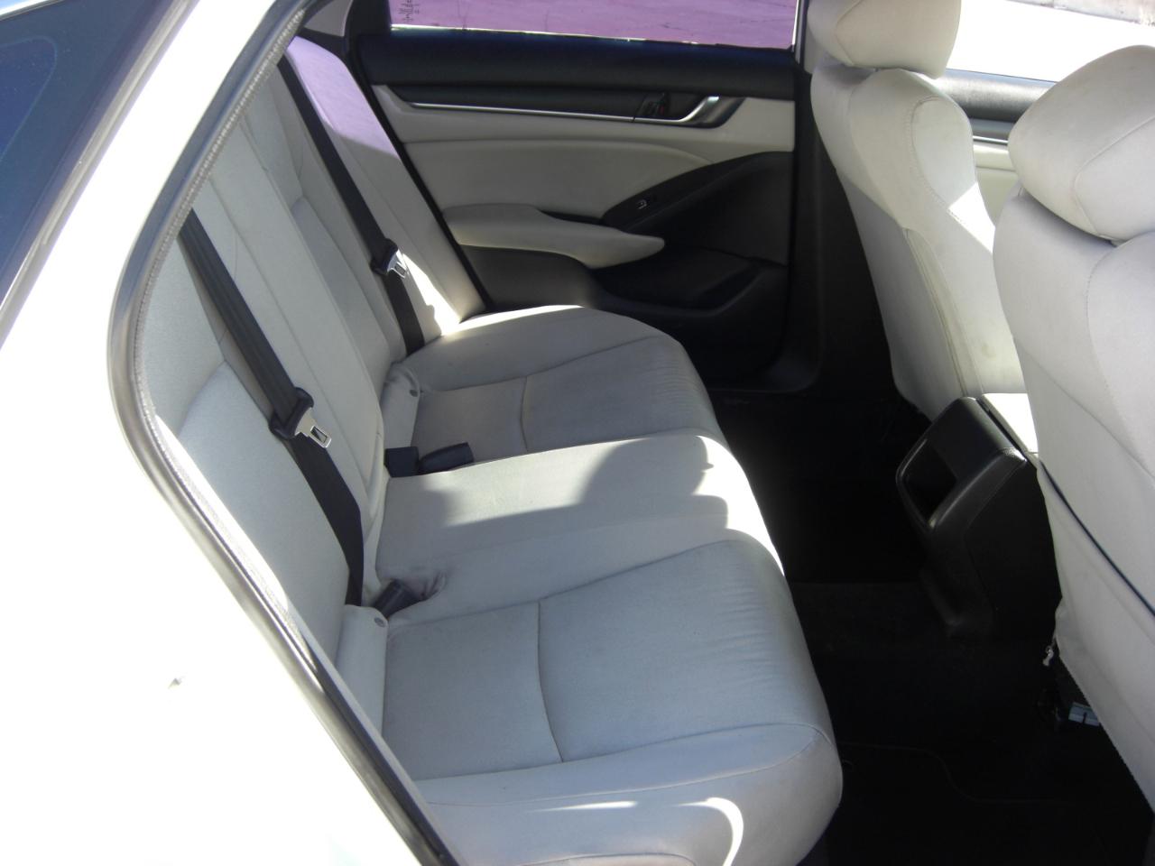 Honda Accord Sedan LX 1.5T CVT 2018