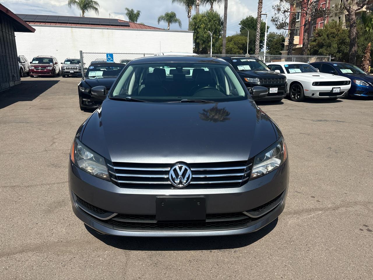 Volkswagen Passat 4dr Sdn 2.5L Auto SE PZEV 2013