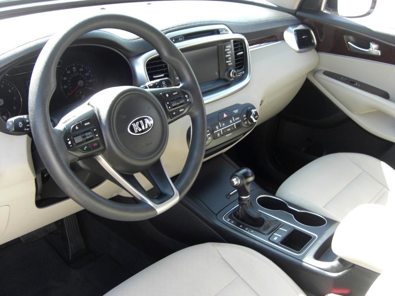 Kia Sorento LX FWD 2018