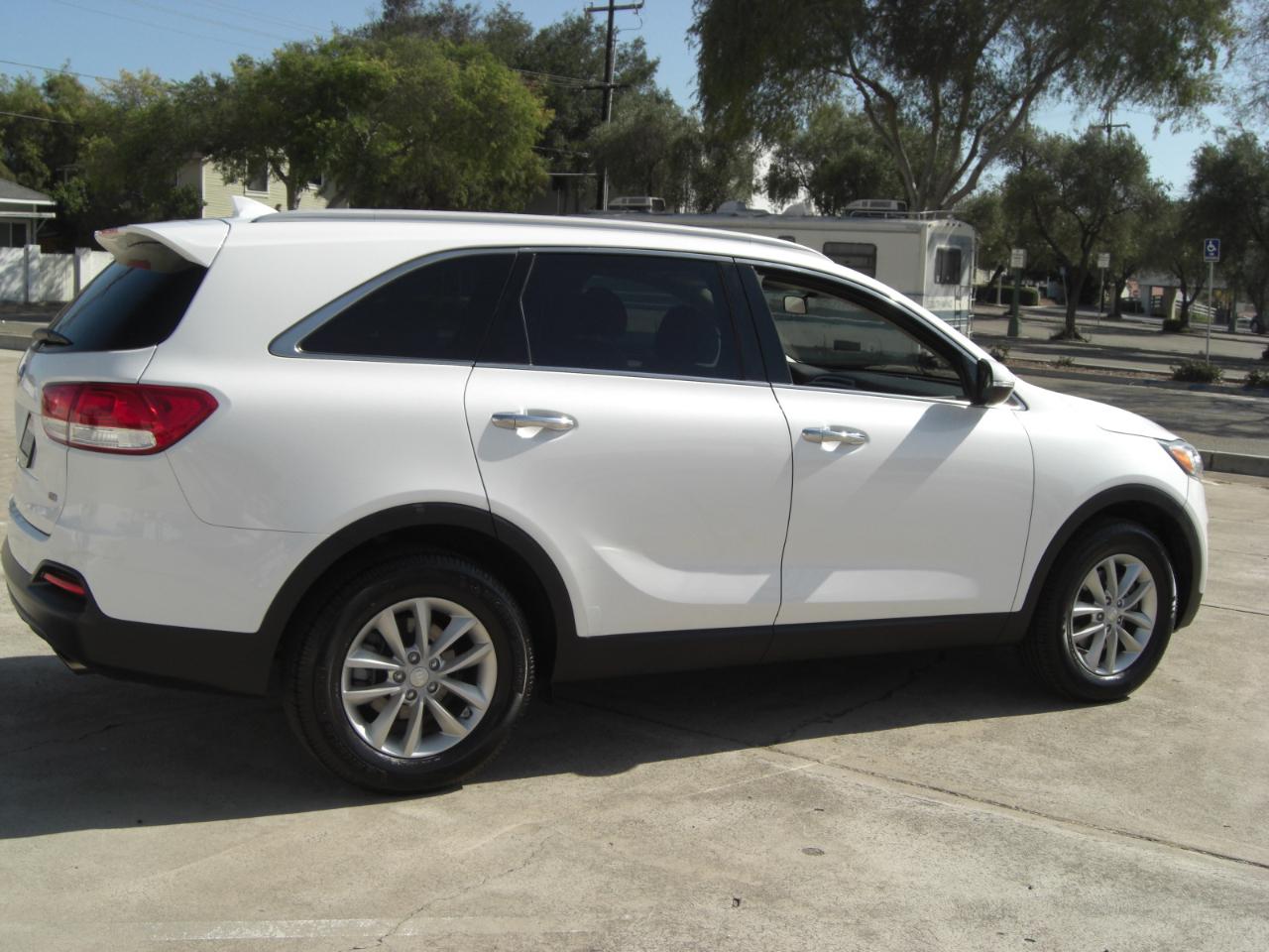 Kia Sorento LX FWD 2018