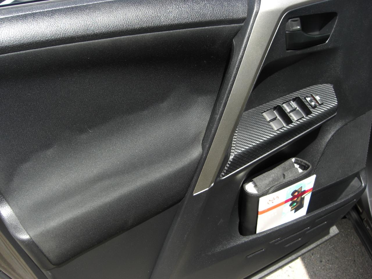 Toyota RAV4 FWD 4dr LE (Natl) 2015