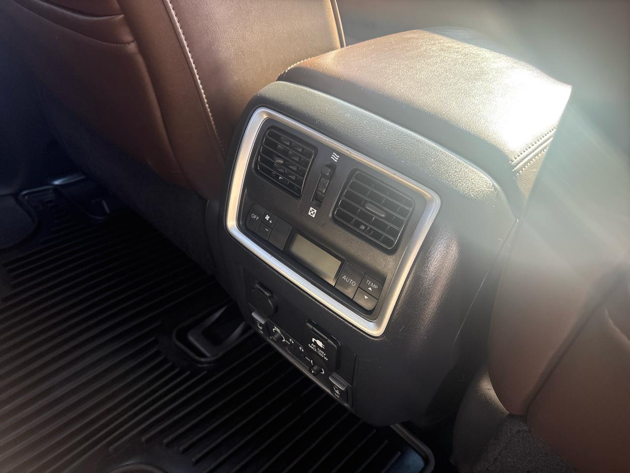 Infiniti JX35 AWD 4dr 2013
