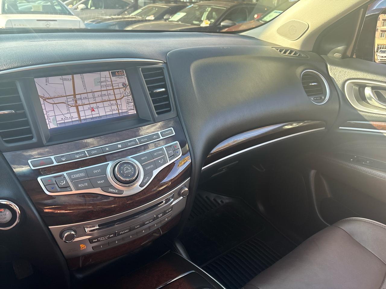 Infiniti JX35 AWD 4dr 2013