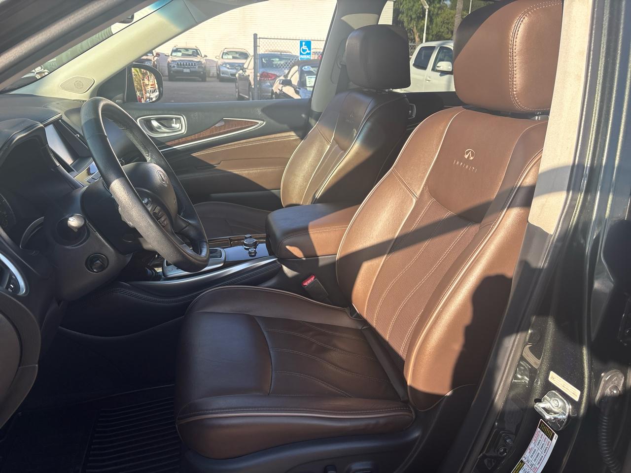 Infiniti JX35 AWD 4dr 2013