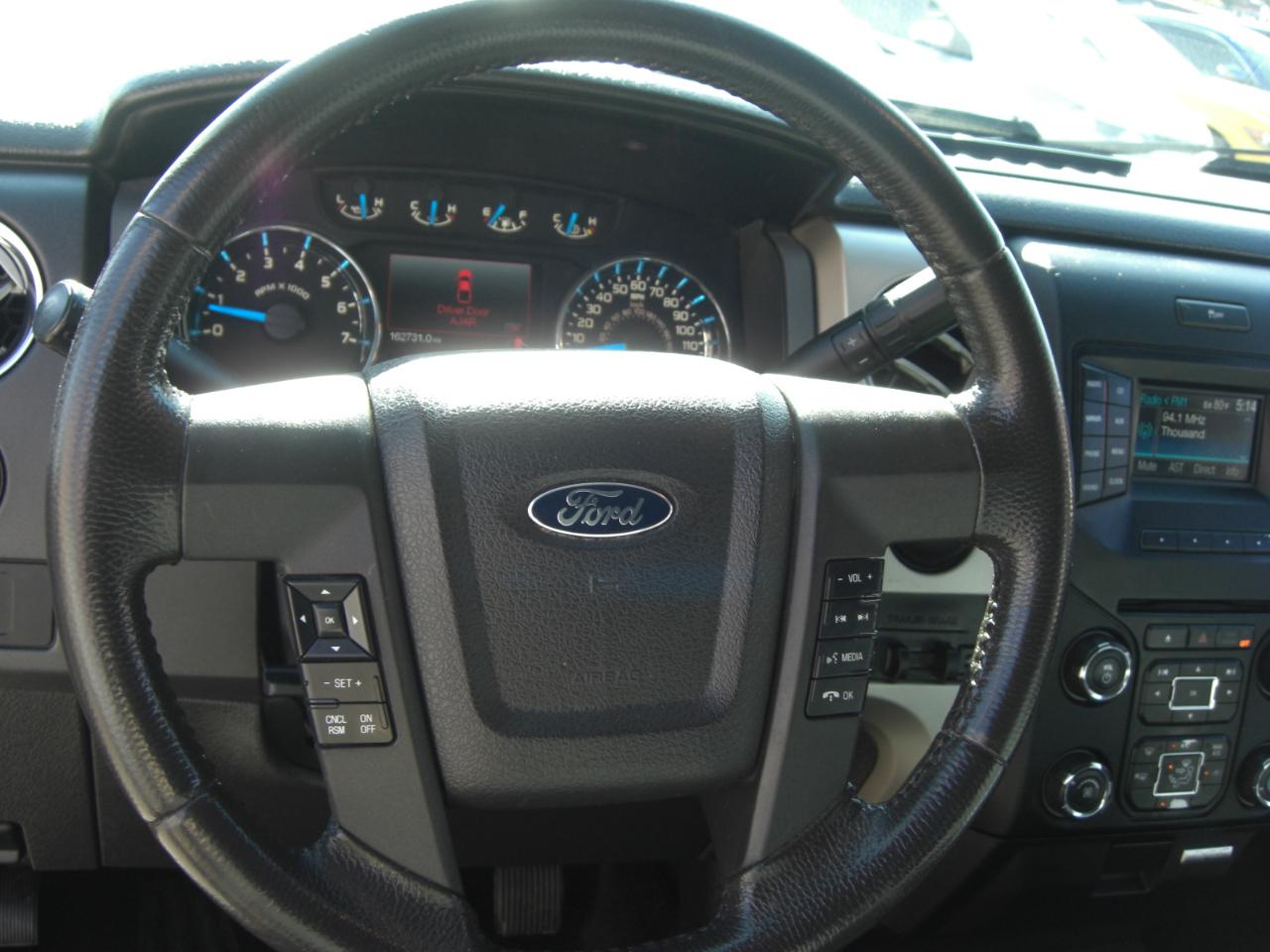 Ford F-150 2WD SuperCrew 145" XLT 2014